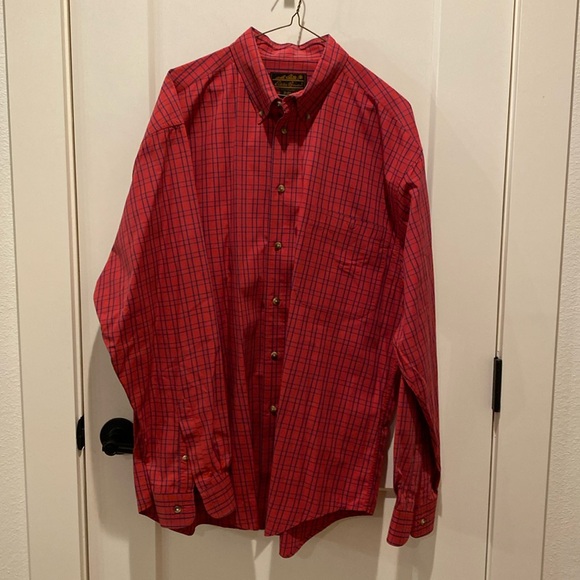 Eddie Bauer Other - Eddie Bauer Men’s Casual Button Down Long Sleeve‎ Shirt.  Red w/Blue Stripes.